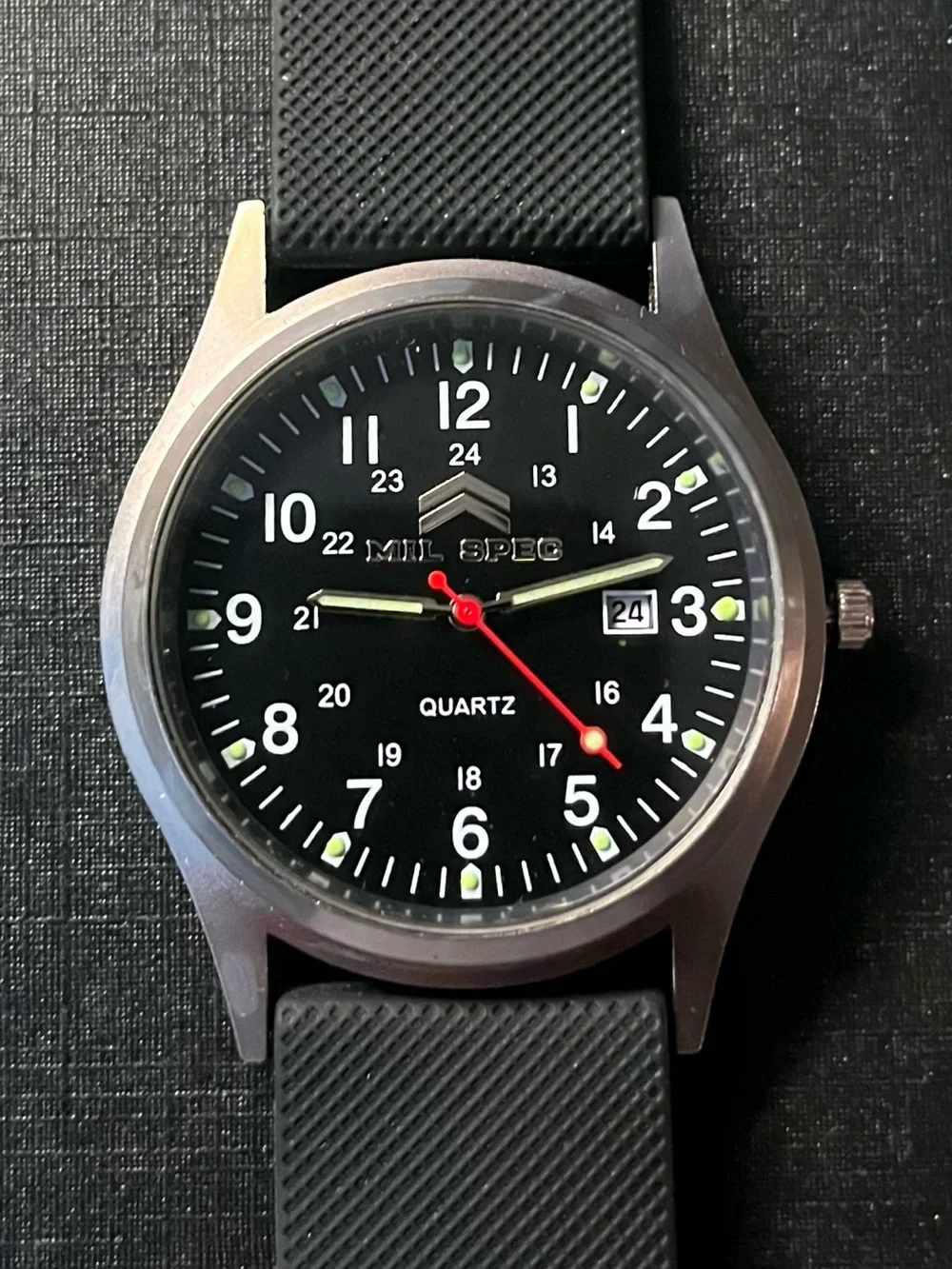 Military Field Watch . MIL-SPEC line 42mm